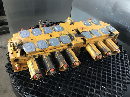 Liebherr API-8202-original-0-image-JPG